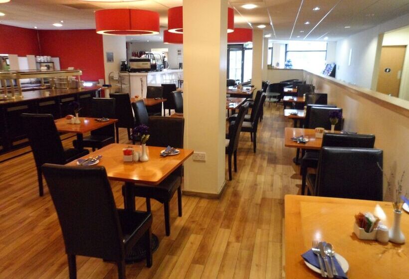 هتل Britannia Edinburgh