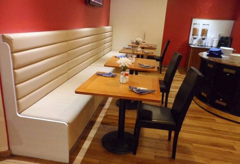 هتل Britannia Edinburgh