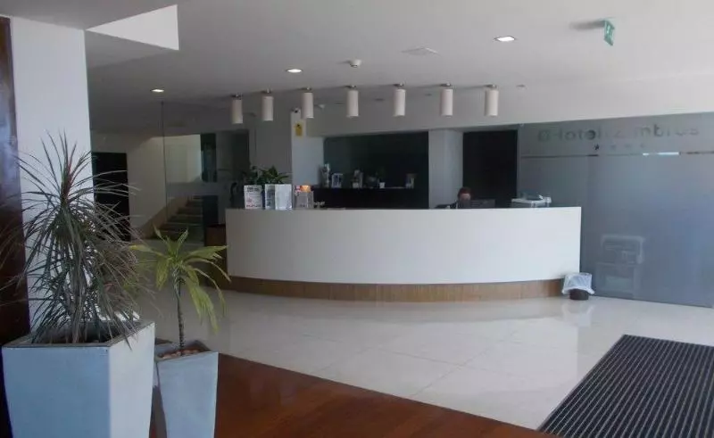 Отель Dos Zimbros