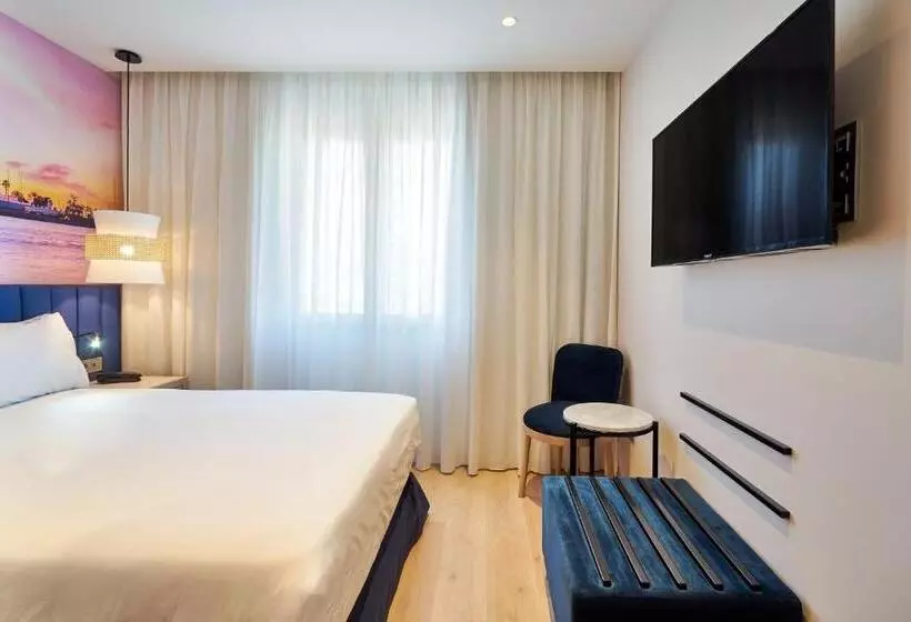 هتل Eurostars Astoria