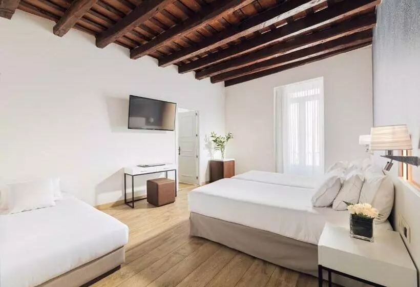 Отель H10 Raco Del Pi