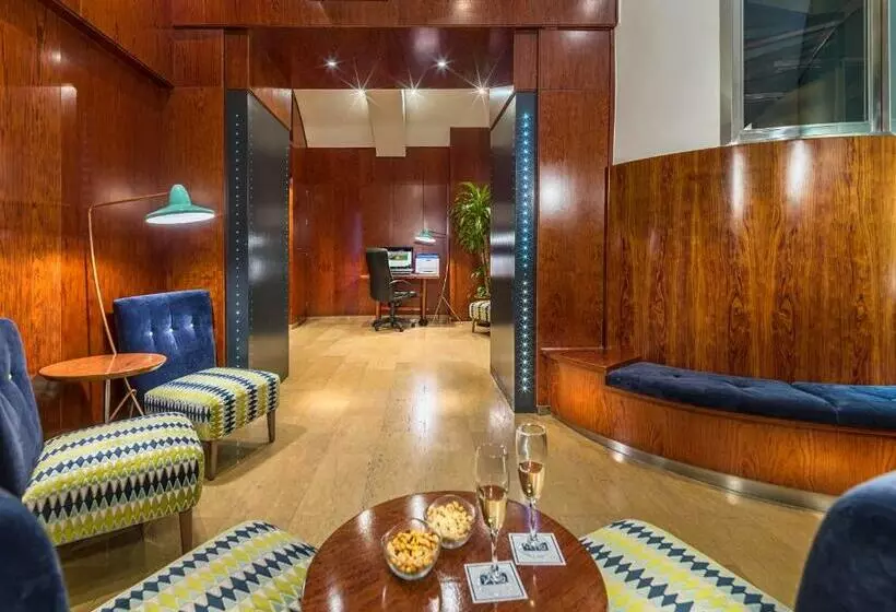 Отель H10 Raco Del Pi