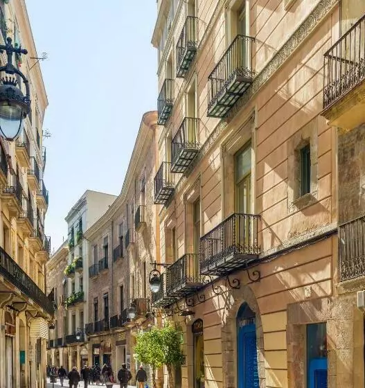 Отель H10 Raco Del Pi