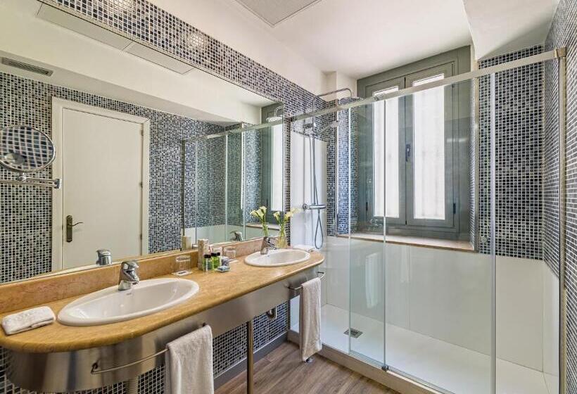 Отель H10 Raco Del Pi