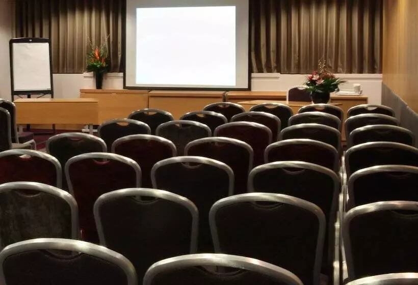 فندق Leonardo Royal Birmingham