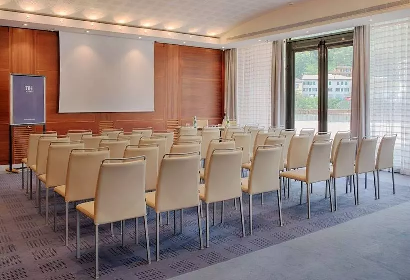 Отель NH Lecco Pontevecchio