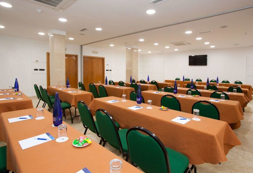 בית מלון כפרי NH San Pedro De Alcántara