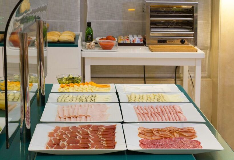 בית מלון כפרי NH San Pedro De Alcántara