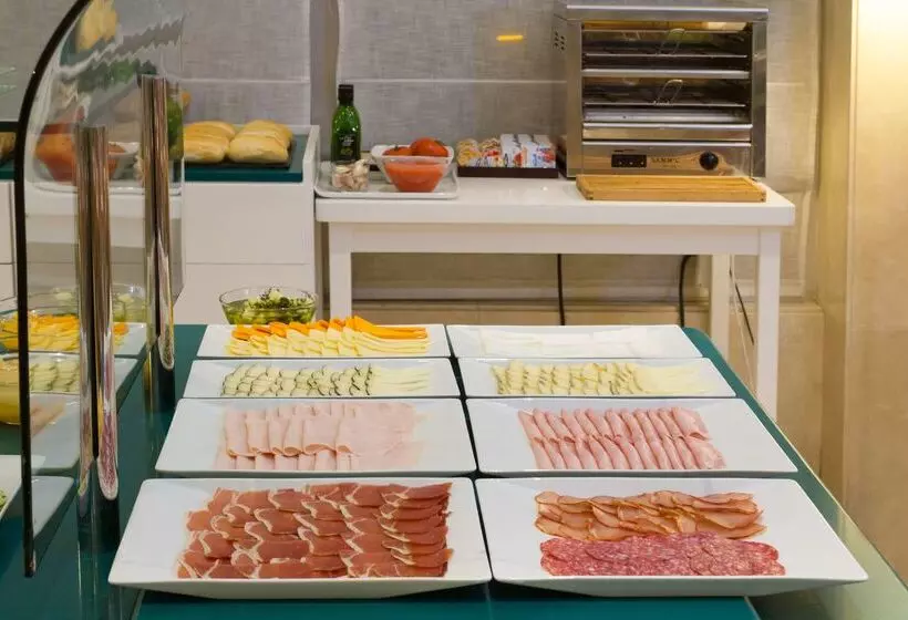 호텔 NH San Pedro De Alcántara