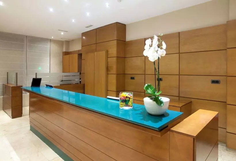 호텔 NH San Pedro De Alcántara