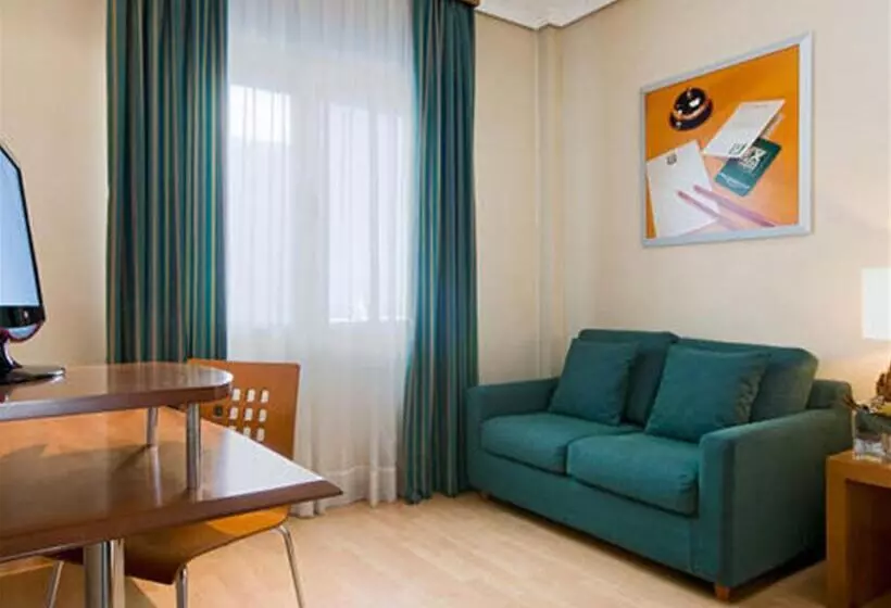 호텔 NH San Pedro De Alcántara