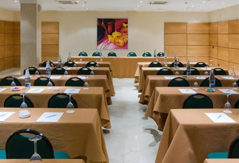 호텔 NH San Pedro De Alcántara