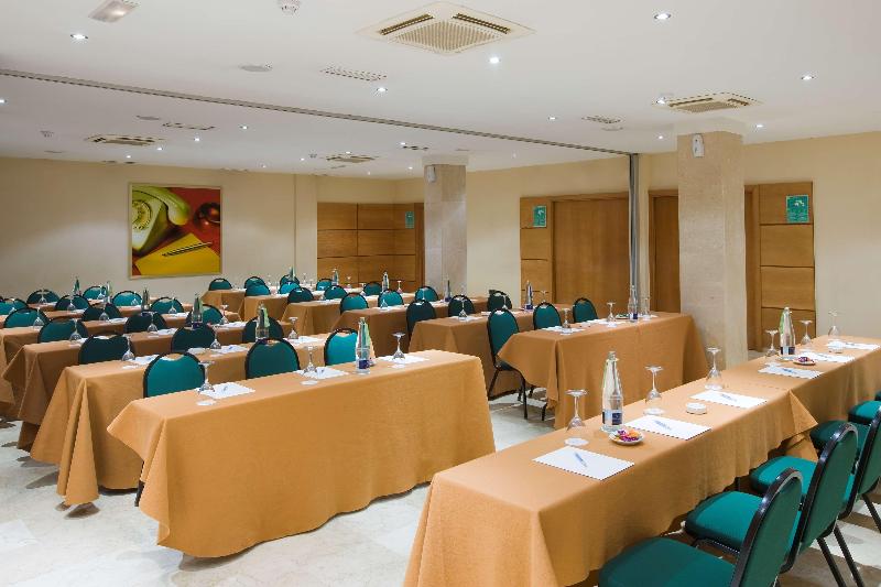 בית מלון כפרי NH San Pedro De Alcántara