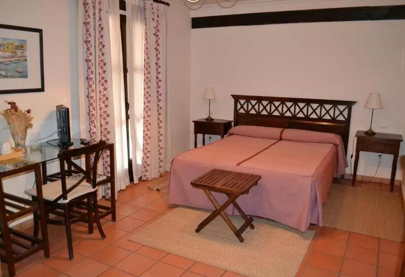 Отель Posada Real Del Pinar