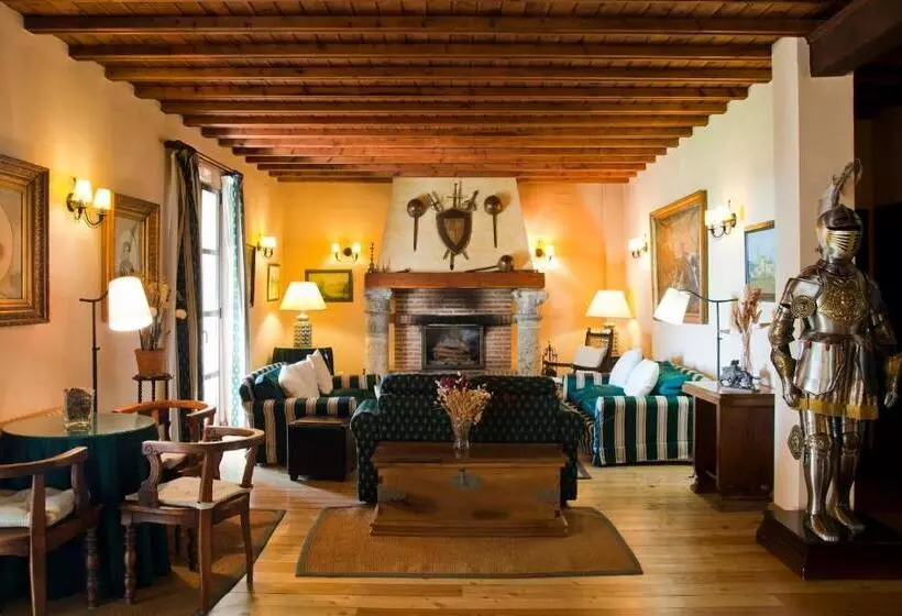 Отель Posada Real Del Pinar