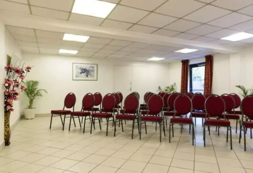 호텔 The Originals City, Hôtel Paris Sud, Orly Draveil