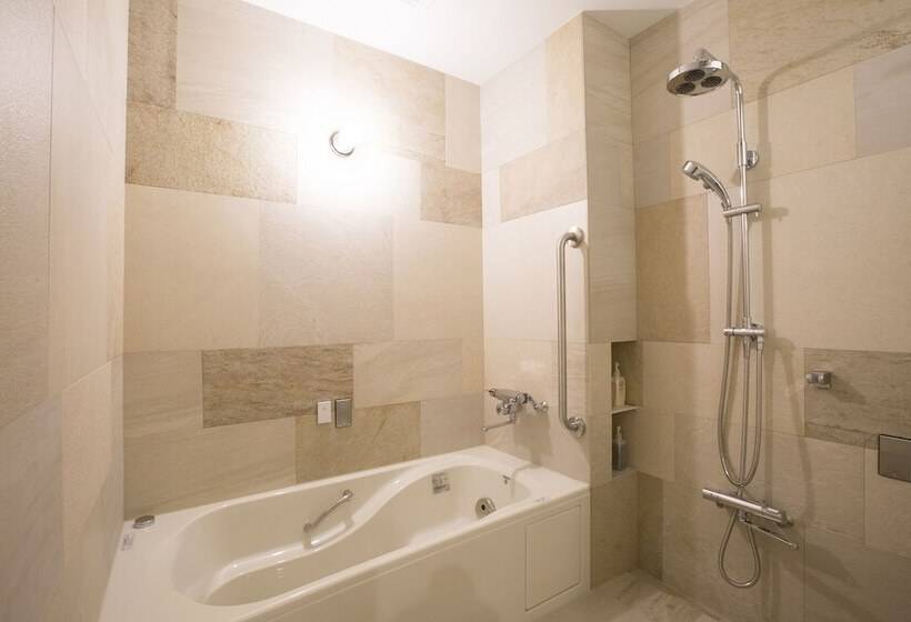 ホテル 3 Wellness