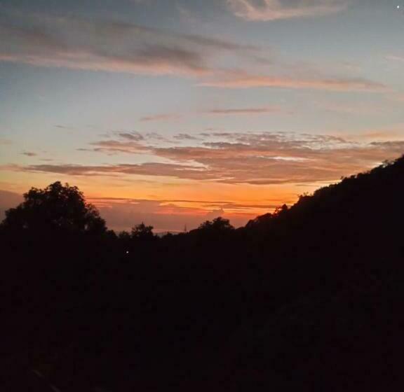 Hotell Nur Cahaya Syariah