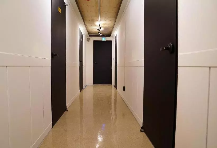 ペンション Apollo Guesthouse