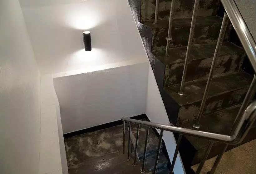 ペンション Apollo Guesthouse