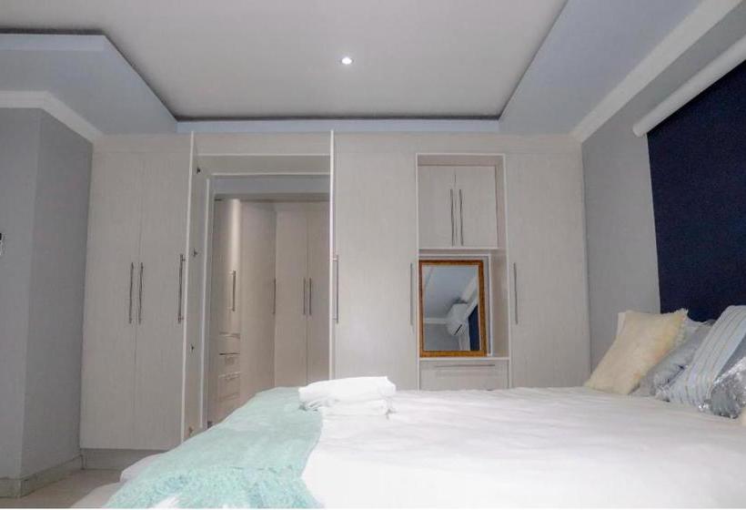 ペンション Esther Palace