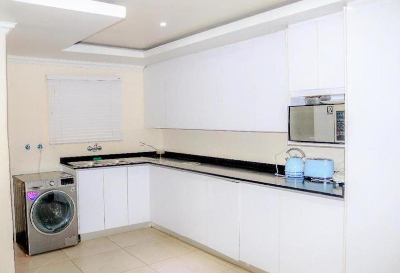 ペンション Esther Palace