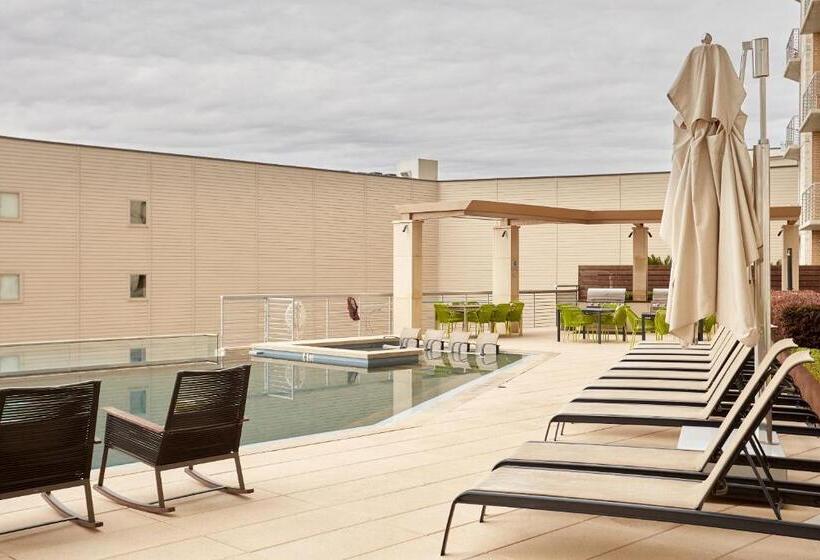 Sonder At The Catherine