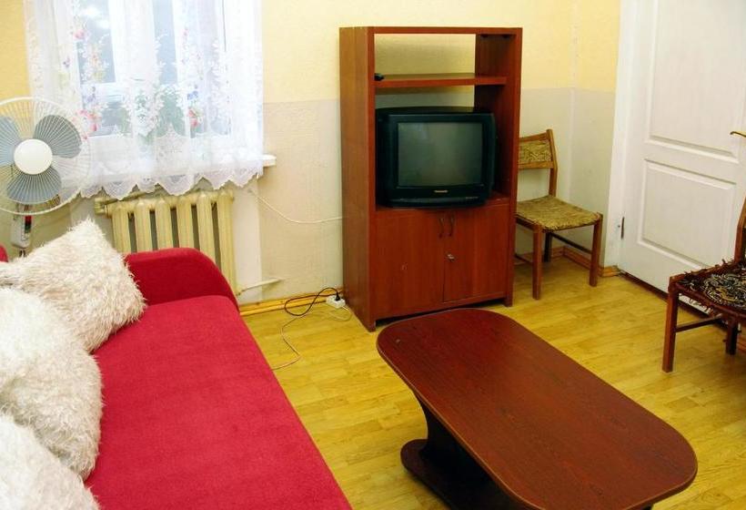 Szálló большая комната