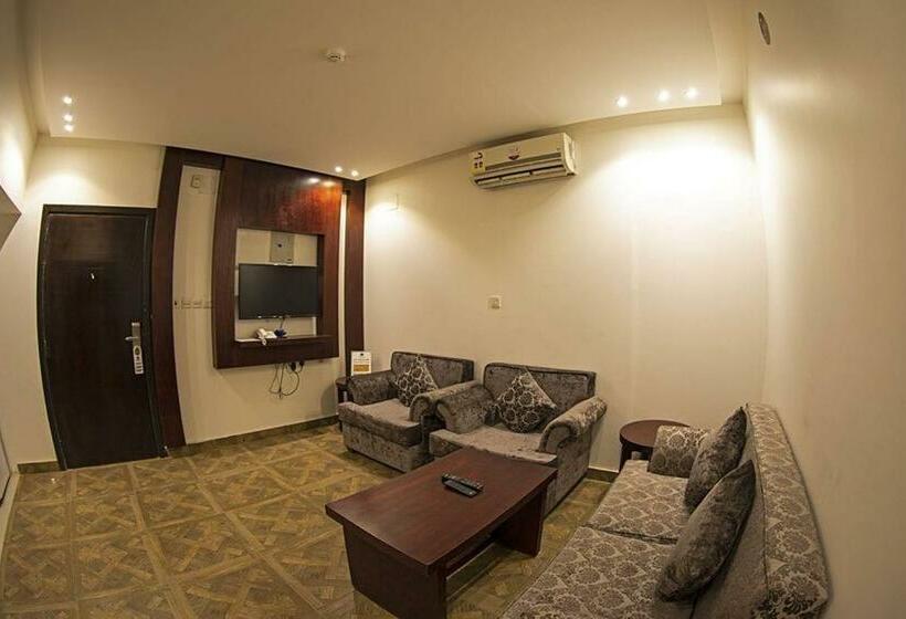 Hotel ال متعب سويتس القصيم