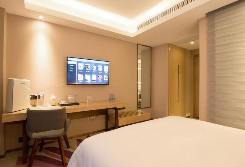 Lavande Hotel Qijiang High Speed Railway Station