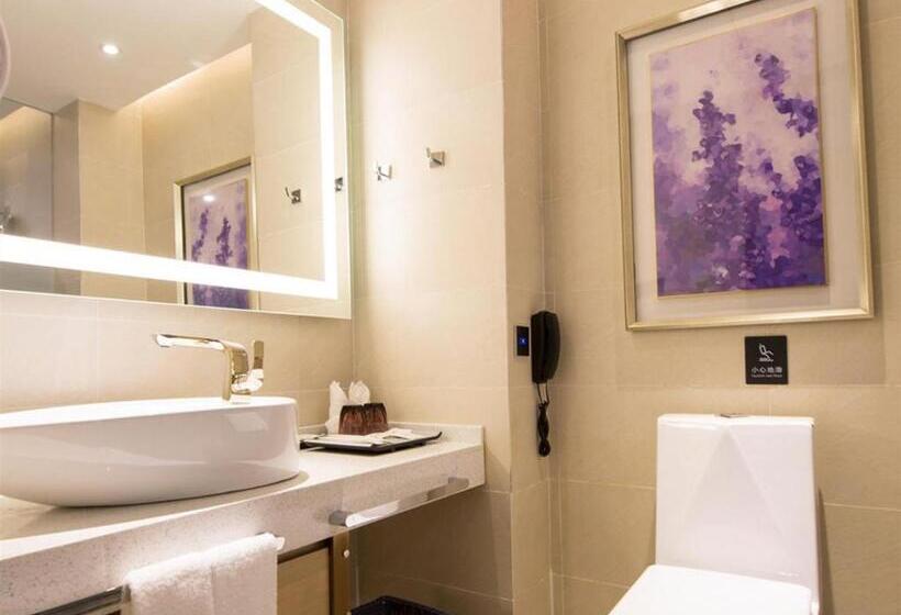 Lavande Hotel Qijiang High Speed Railway Station