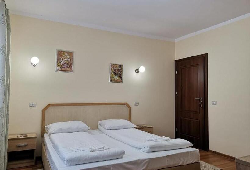 ペンション Fantanita Craiesei