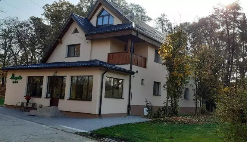 ペンション Fantanita Craiesei