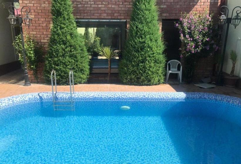 פנסיון Green House Eco