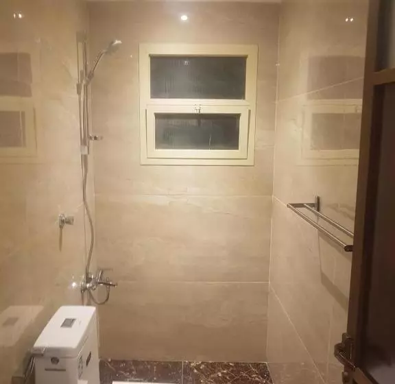 Rose Niry Hotel Suites روز نيري للاجنحة الفندقية