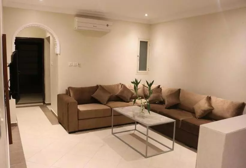 Rose Niry Hotel Suites روز نيري للاجنحة الفندقية