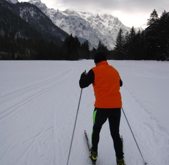 هتل Farmhouse štiftar