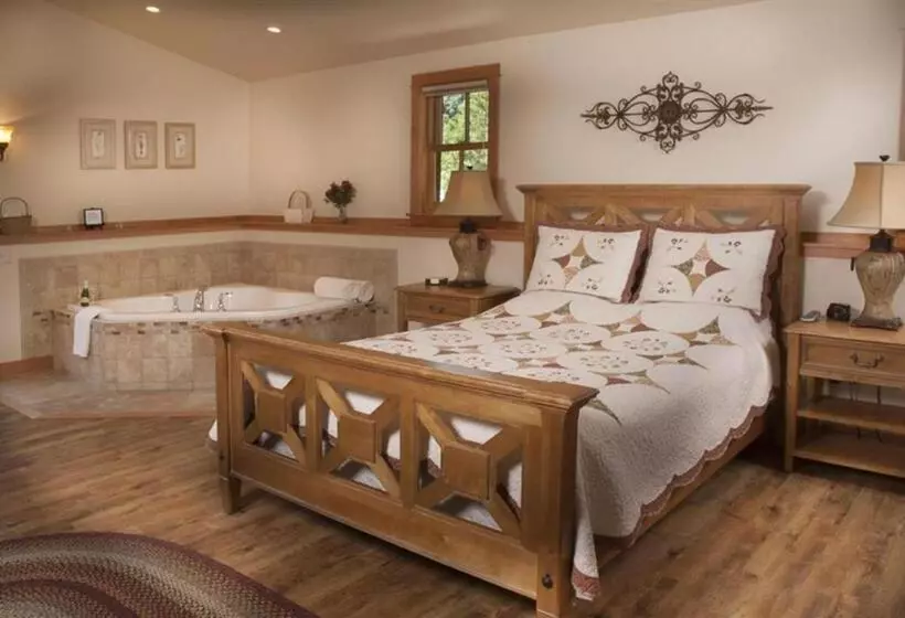 ホテル Lake Orchard Farm Retreat