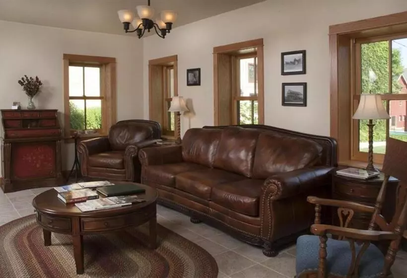 ホテル Lake Orchard Farm Retreat