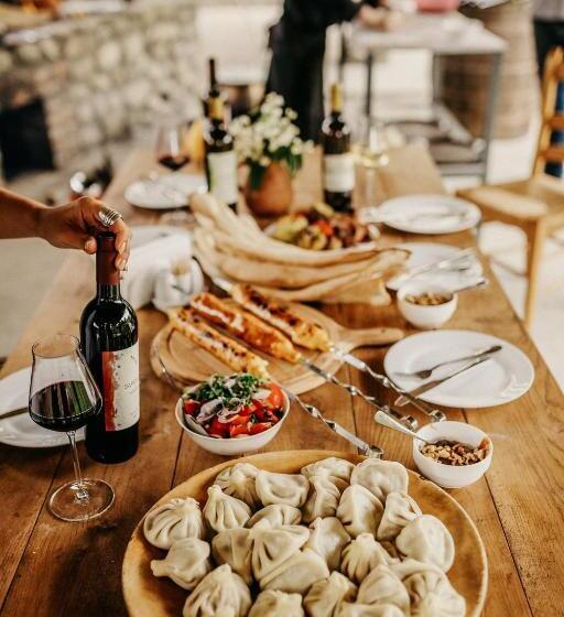 هتل & Wine Cellar Arge