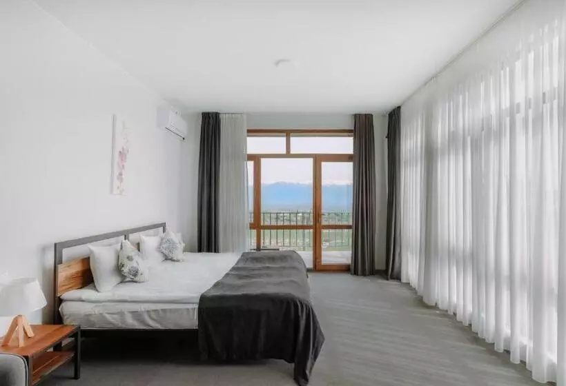 Otel & Wine Cellar Arge