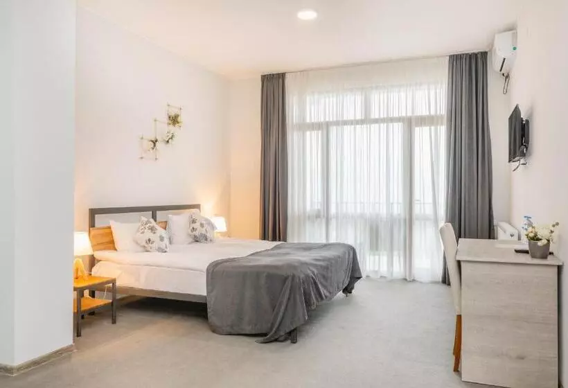 Otel & Wine Cellar Arge