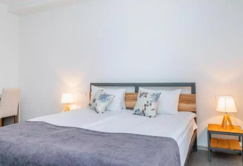 Otel & Wine Cellar Arge