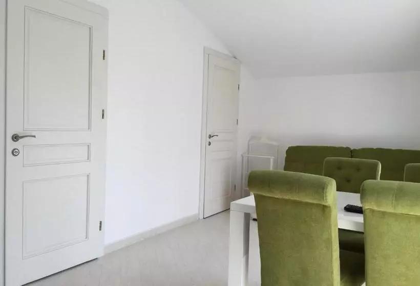 Majatalo Guest House