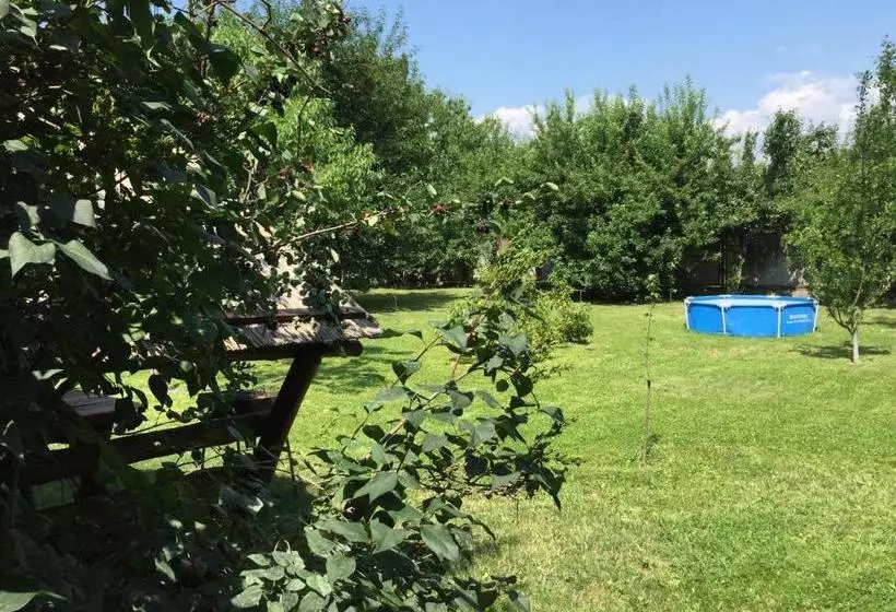 Majatalo Guest House