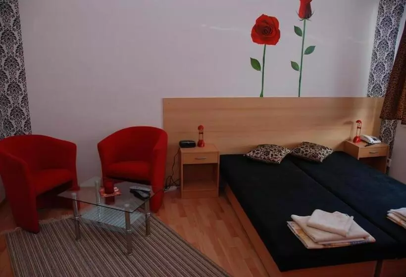 Majatalo Penzion Rotunda