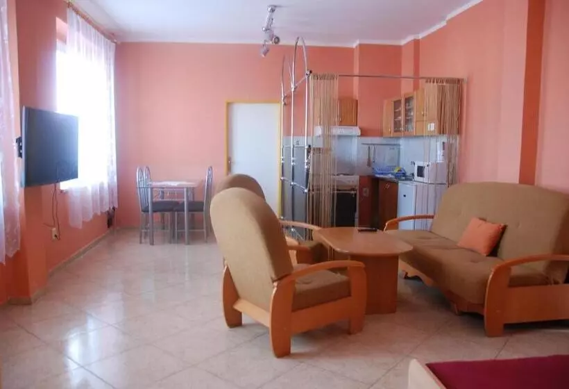 Majatalo Penzion Rotunda