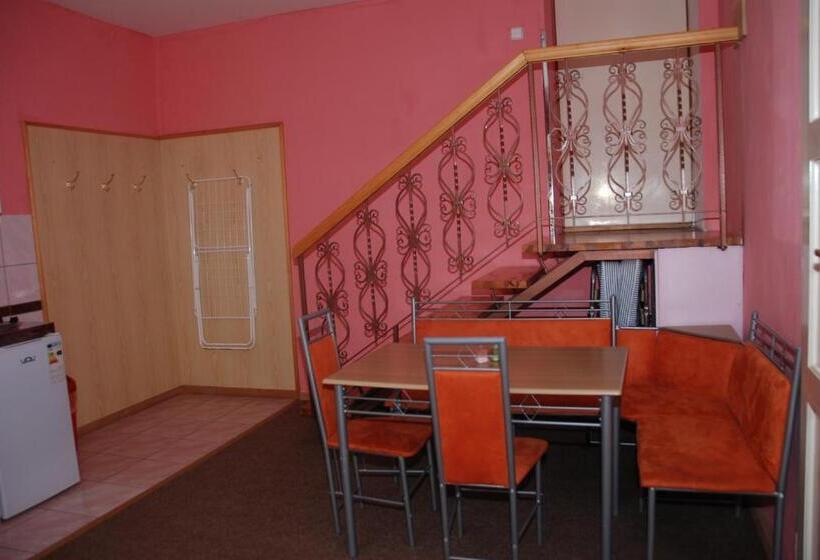 פנסיון Penzion Rotunda