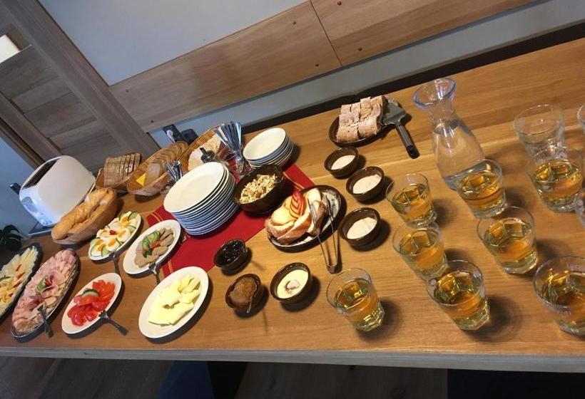 膳宿费 Penzion V Zálesí