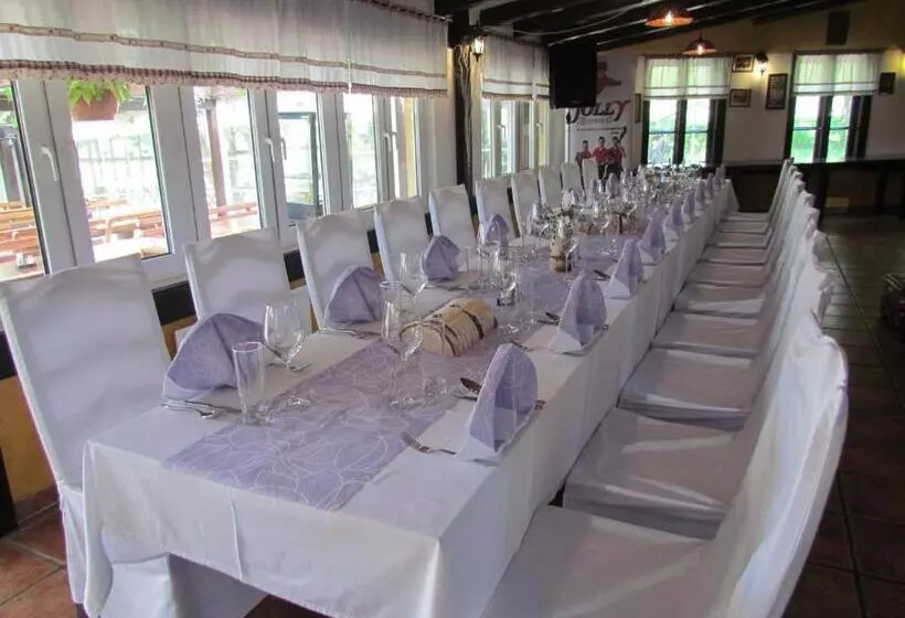 črni Baron Pension Black Baron